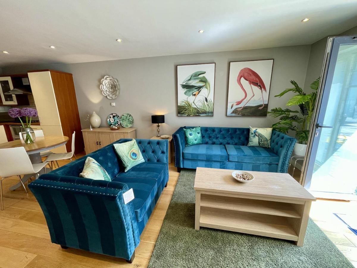 Stunning 2-Bed Town Centre Apartment - Hosted By Hutch Lifestyle Лимингтон Экстерьер фото