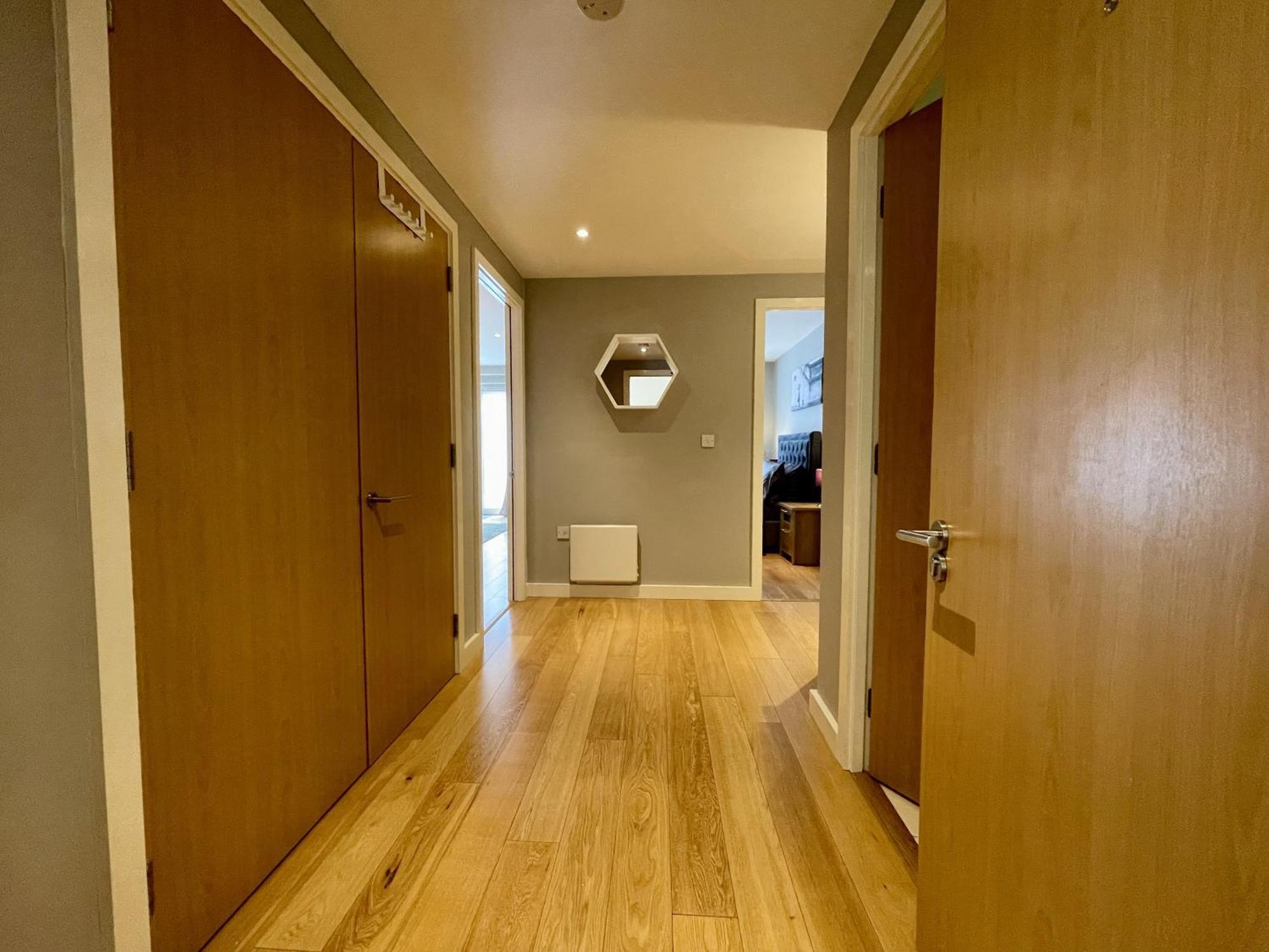 Stunning 2-Bed Town Centre Apartment - Hosted By Hutch Lifestyle Лимингтон Экстерьер фото